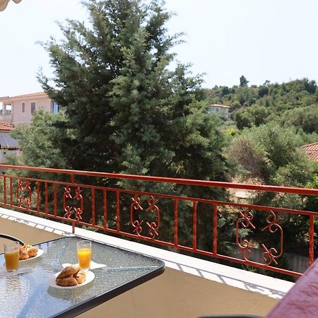 Summer Suite - Premium Apartment Pefkochori Eksteriør billede